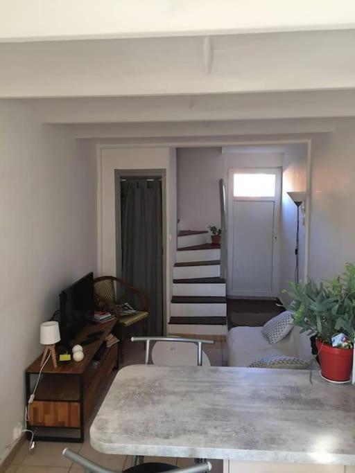 Fabienne Cote Jardins De La Fontaine Apartment Nîmes Exterior photo